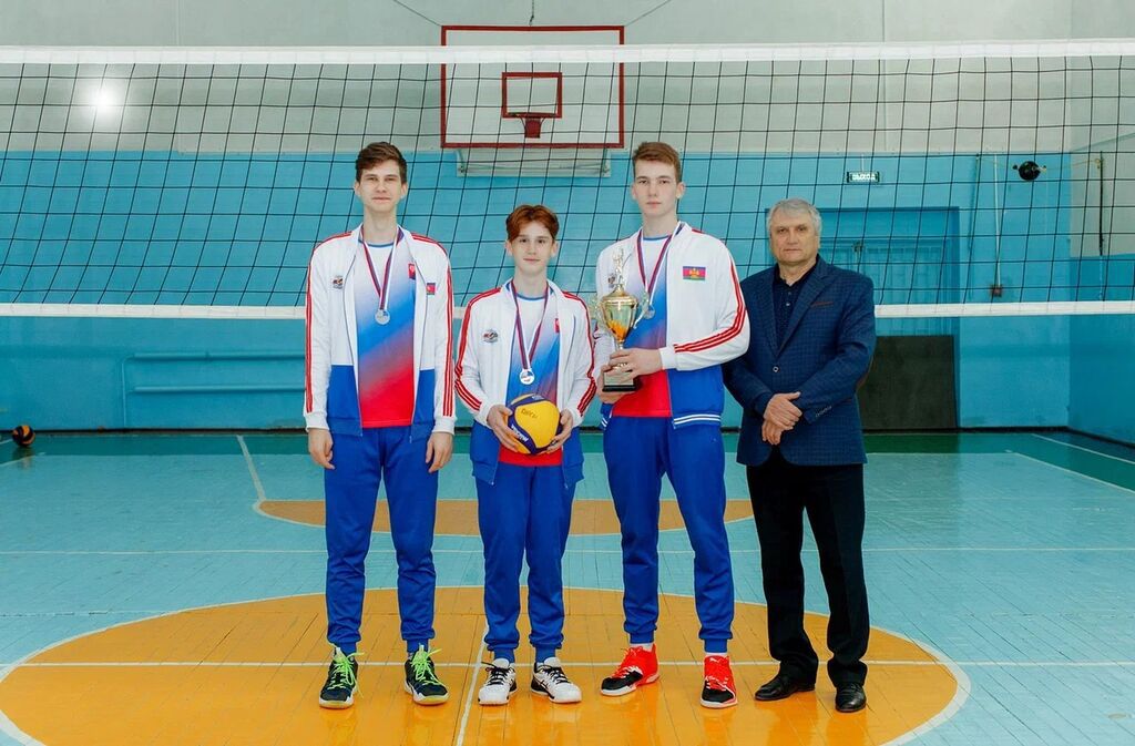 Серебряные призеры  Первенства России  по волейболу